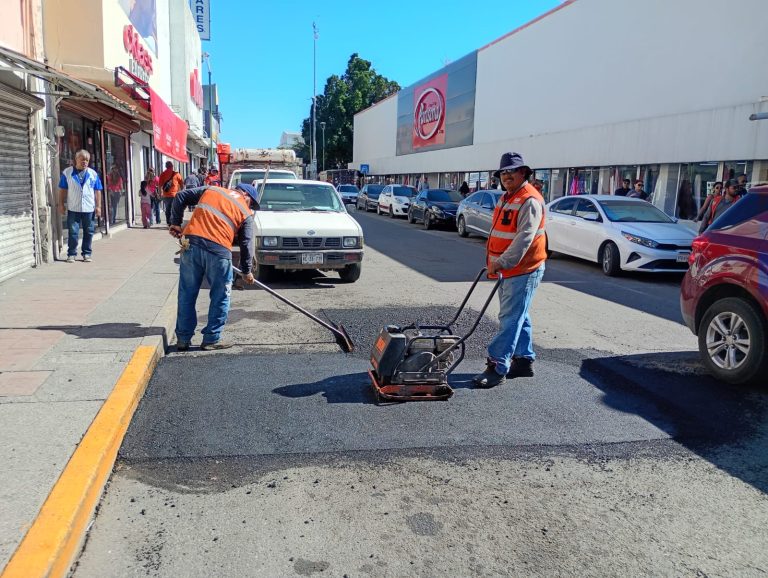 Realizará Ayuntamiento de Hermosillo jornada de bacheo en sectores Norte y Sur durante esta semana