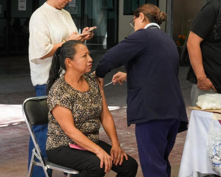 En un mes concluye la vacunación contra influenza, Covid-19 y neumococo en Sonora